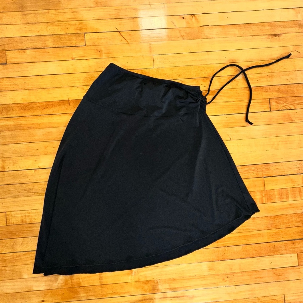 Black Midi Tie-Scrunch Skirt